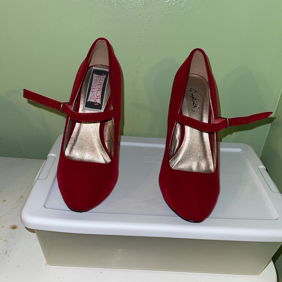 Cute pumps - Picture 3 of 6